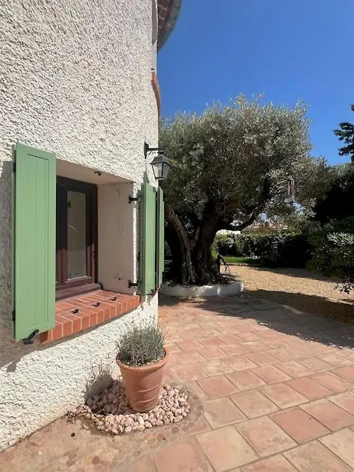 Villa Bopenian - 400M Plage & Centre-Ville Bandol 0*,  France